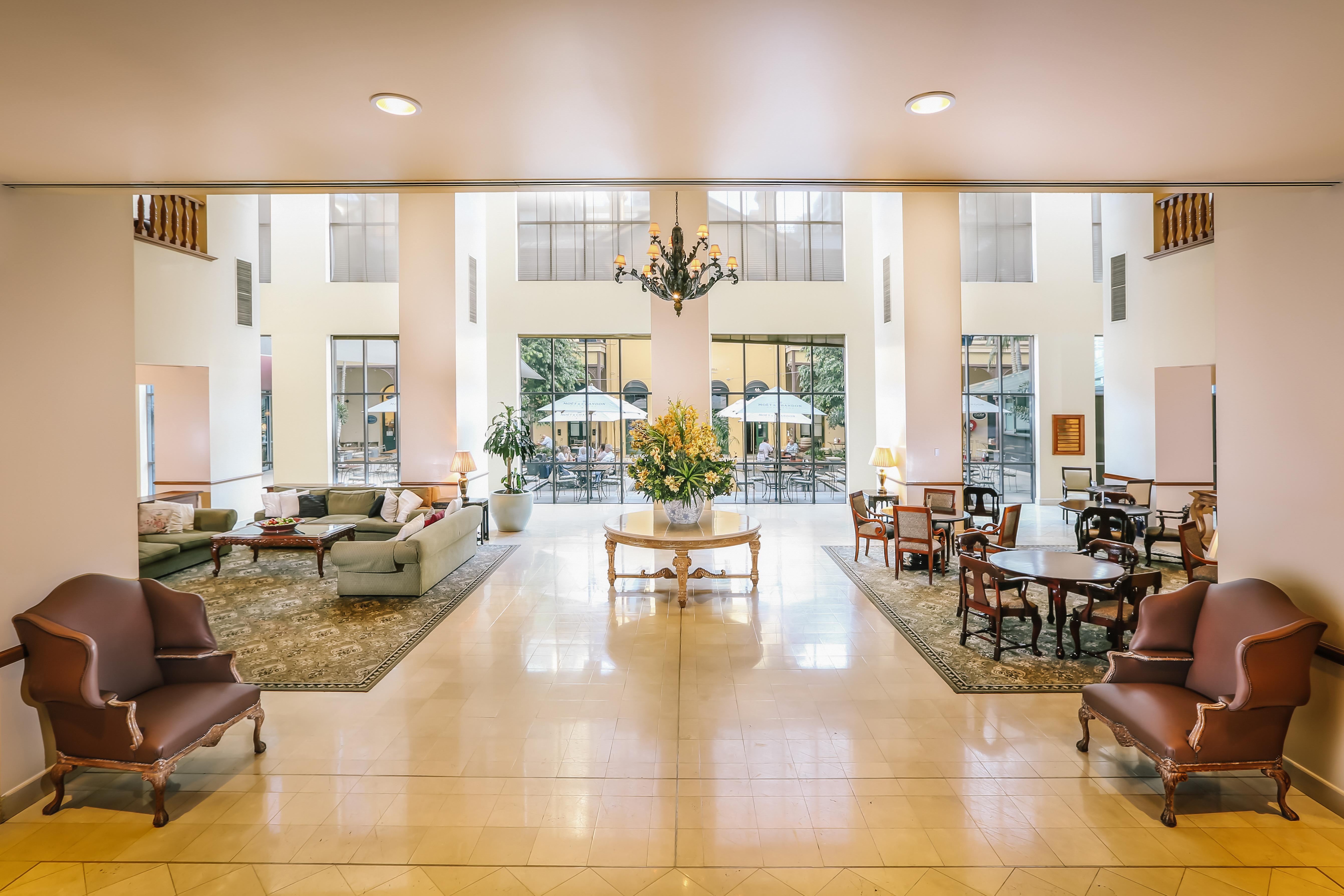 โรงแรมสแตมฟอร์ดพลาซ่าบริสเบน ภายนอก รูปภาพ The lobby of the hotel